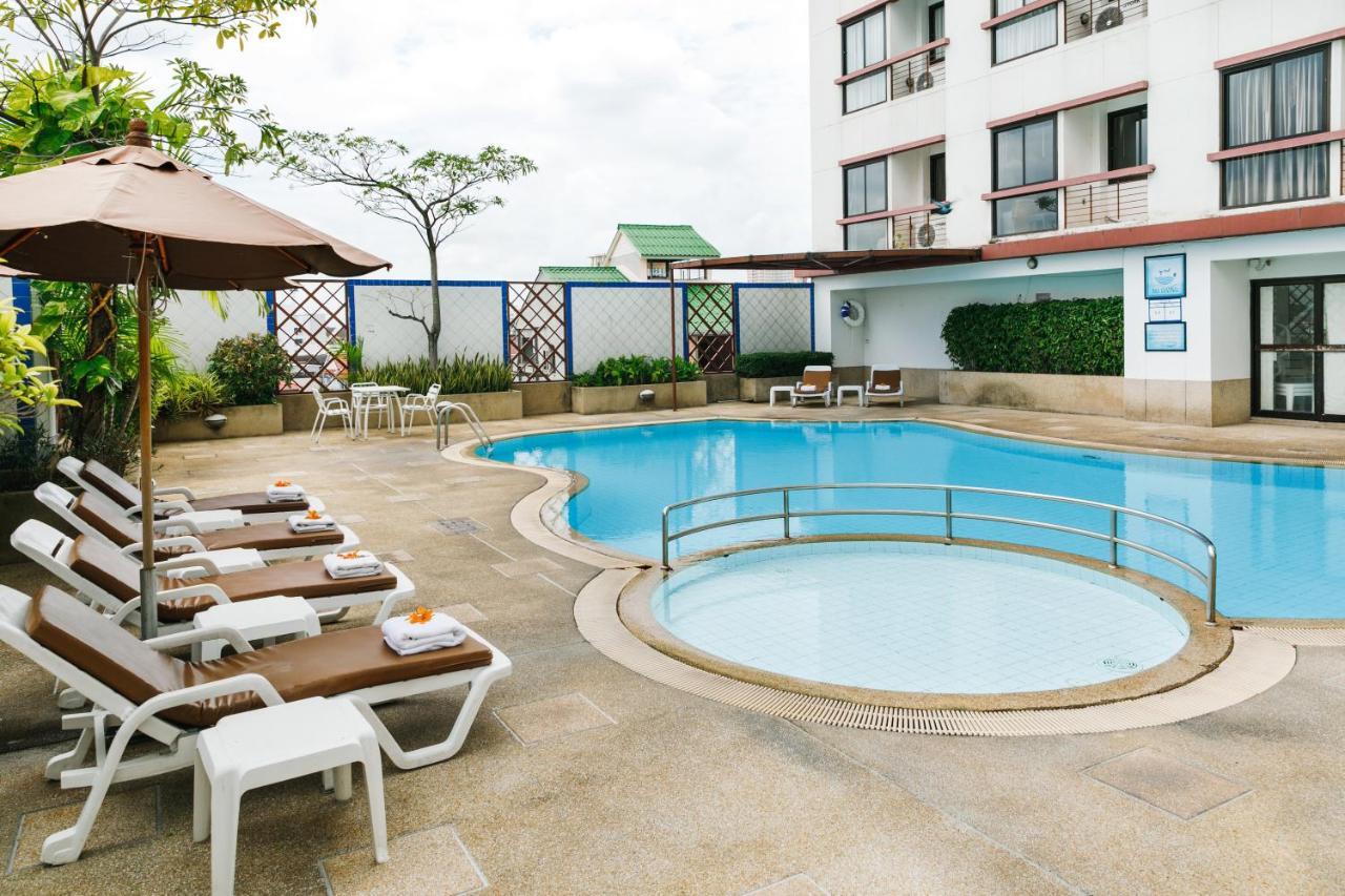 Amora Thapae Hotel Chiang Mai Exterior foto